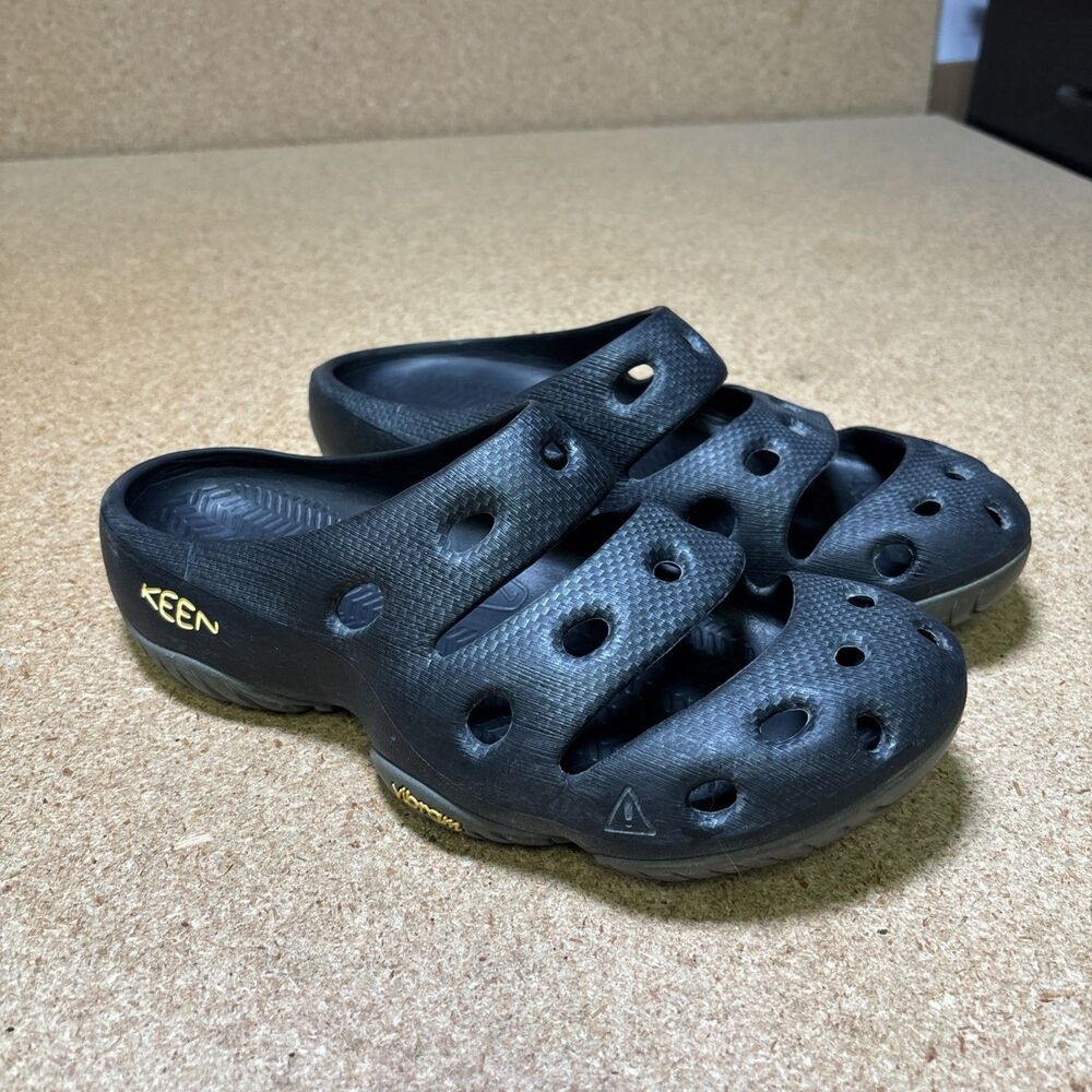 Keen Yogui Arts Clogs Water Slide Sandals - Men's Size 10 - Gray